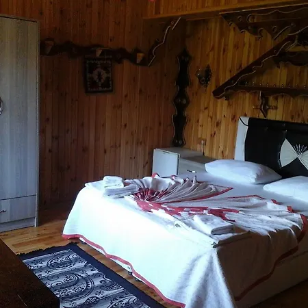 River Hotel Isakoy